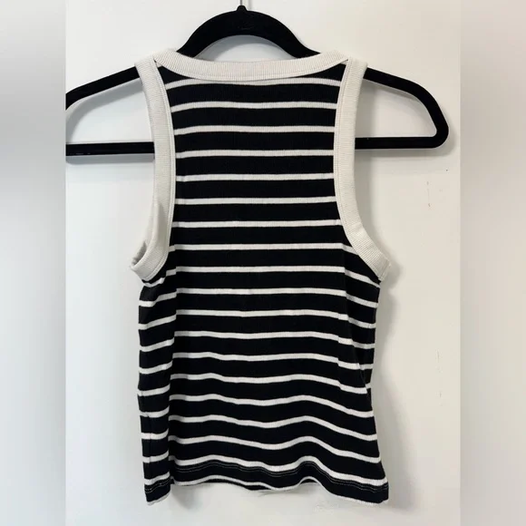 Gap Modern Rib Cropped Halter Top - Picture 3 of 5